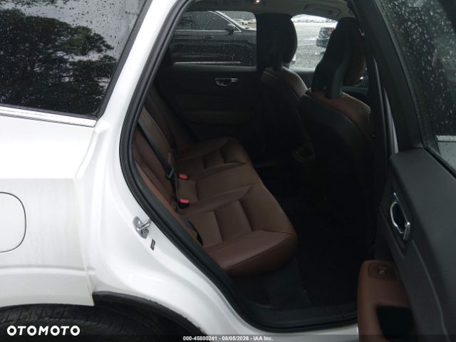 Volvo XC 60 - 8