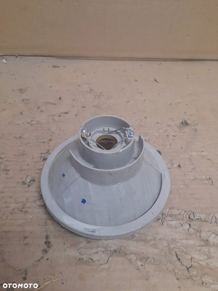 2016 09-16 Triumph Bonneville T100 Reflektor Lampa Obiektyw Obudowa - 5