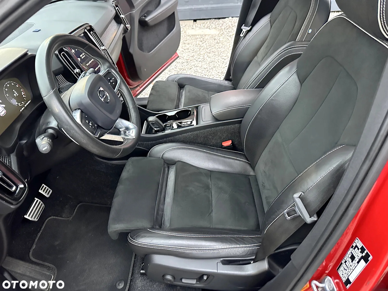 Volvo XC 40 T5 AWD R-Design - 7