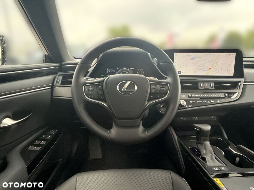 Lexus ES 300h Business Edition - 24