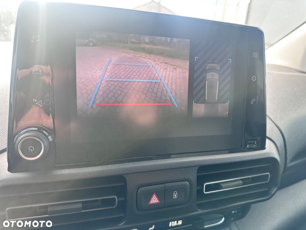 Toyota Proace City Verso 1.2 D-4T Family - 24