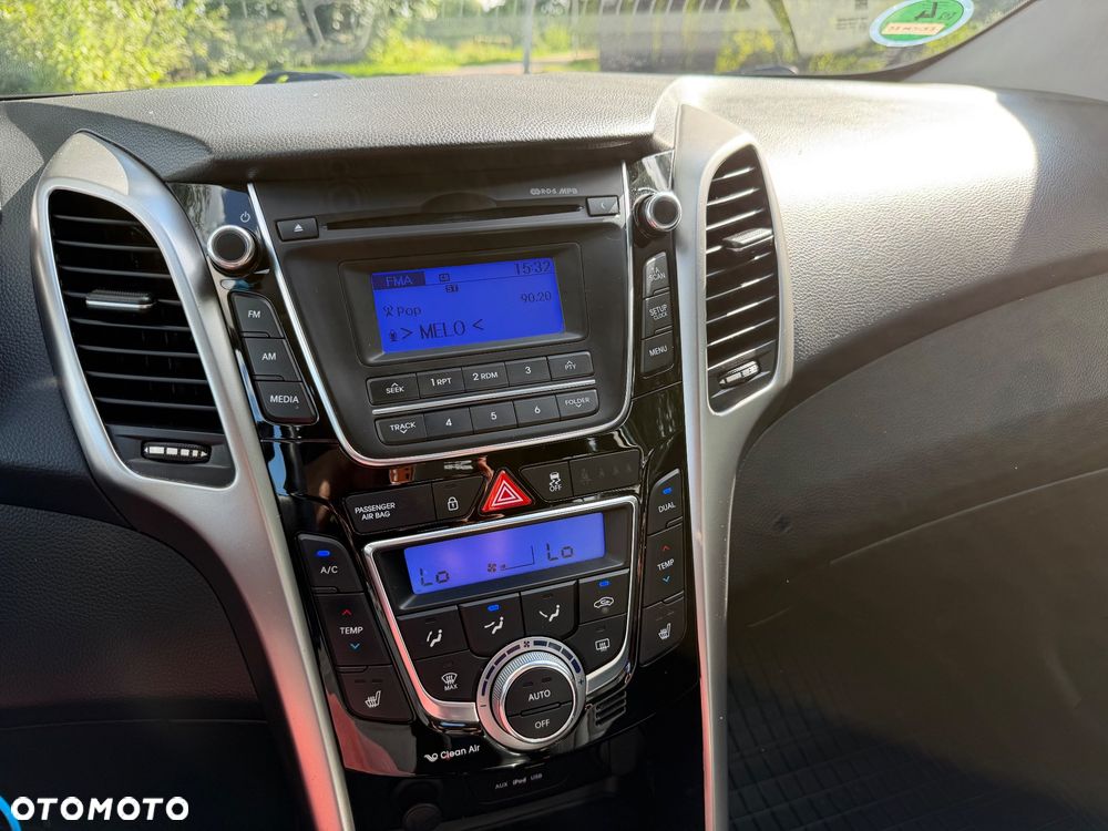 Hyundai i30 blue 1.6 GDI Style - 17