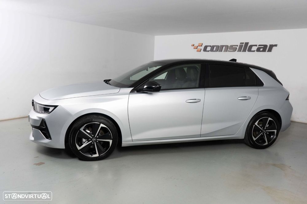 Opel Astra 1.2 T GS Line - 8