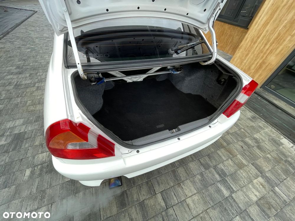 Mitsubishi Lancer Evolution - 21