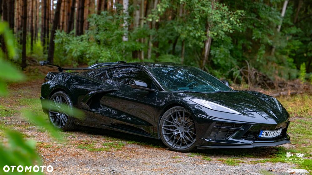 Chevrolet Corvette - 3