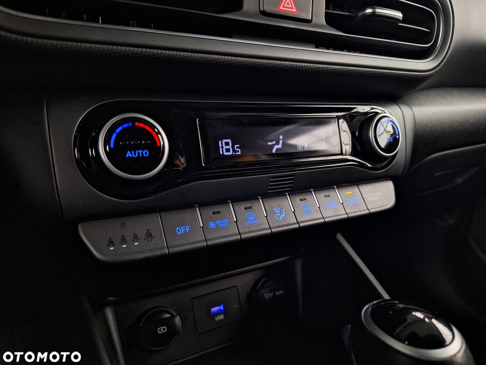 Hyundai Kona 1.6 GDI Hybrid Style DCT - 35