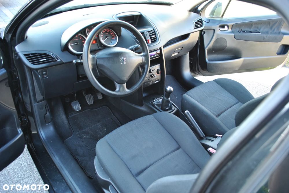 Peugeot 207 1.4 Trendy - 7