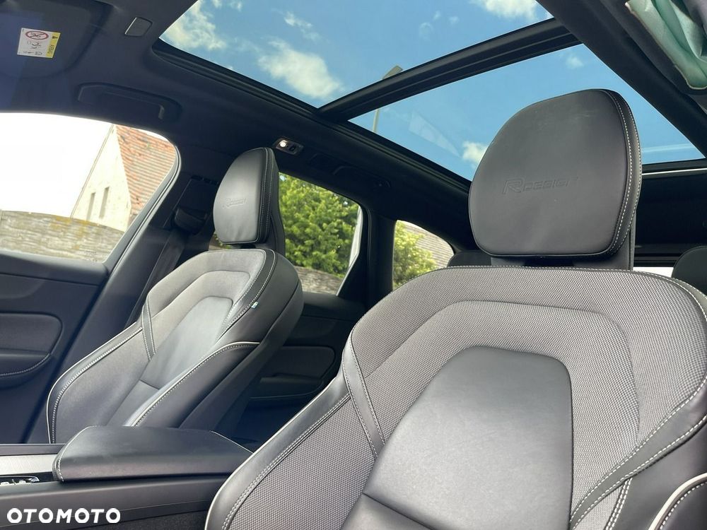 Volvo XC 60 D4 SCR R-Design - 13
