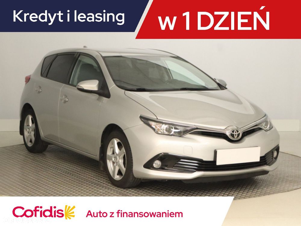 Toyota Auris - 2