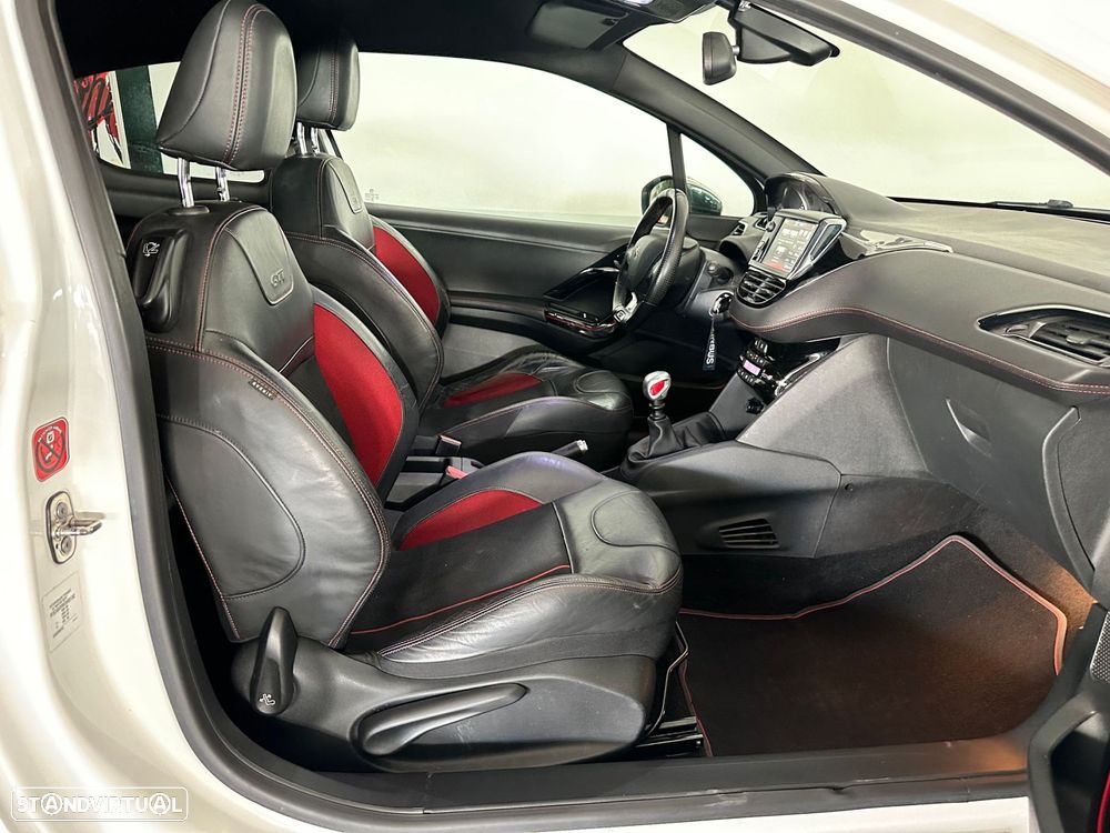 Peugeot 208 1.6 e-THP GTi - 22