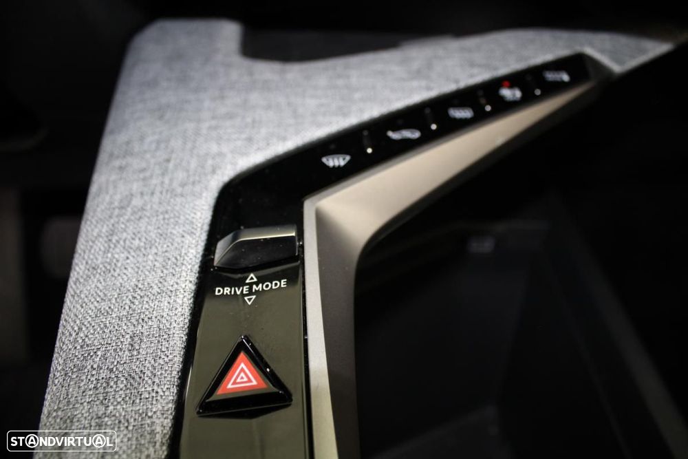 Peugeot E-5008 73 kWh Allure - 20