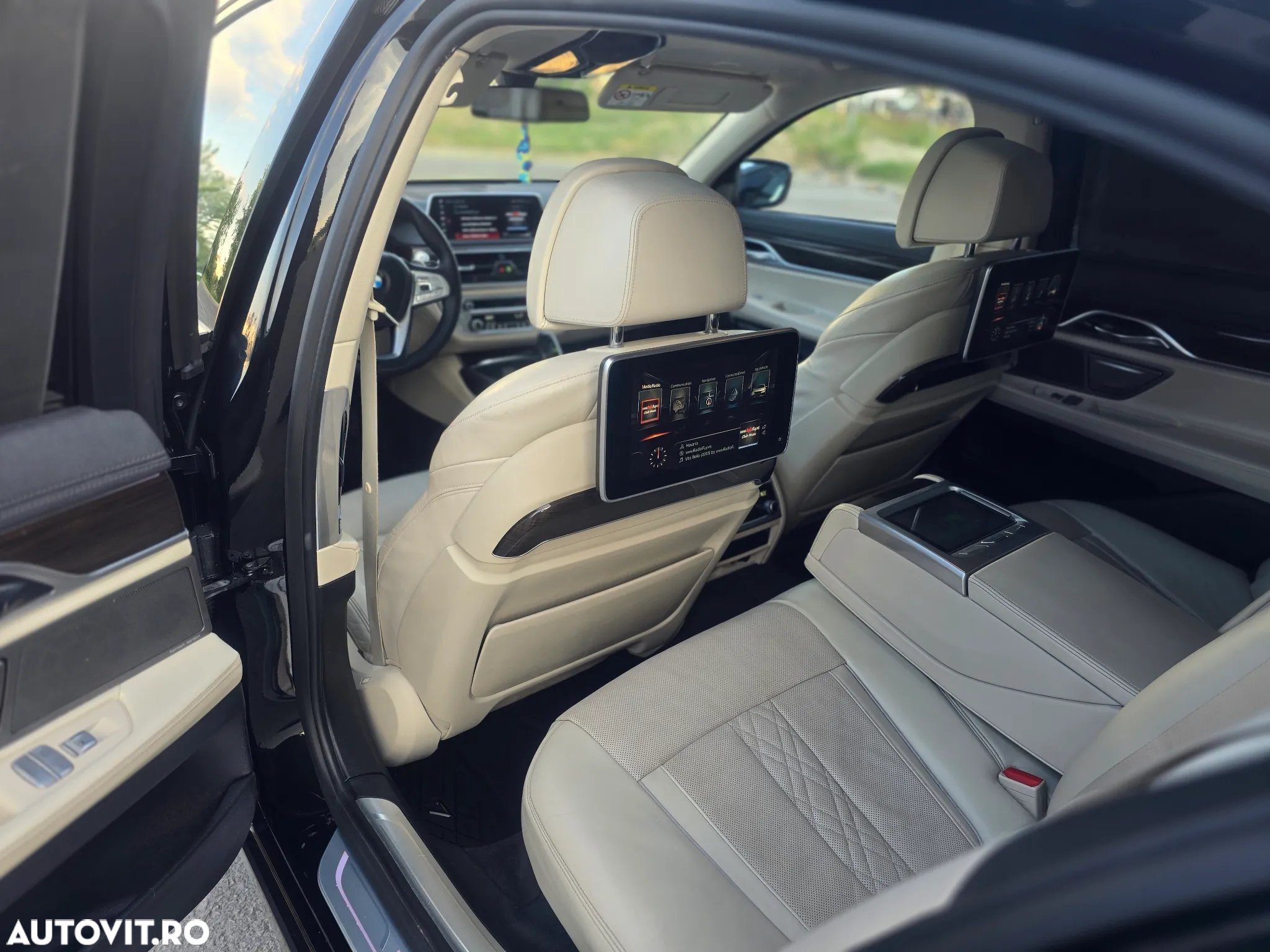 BMW Seria 7 740d xDrive - 15