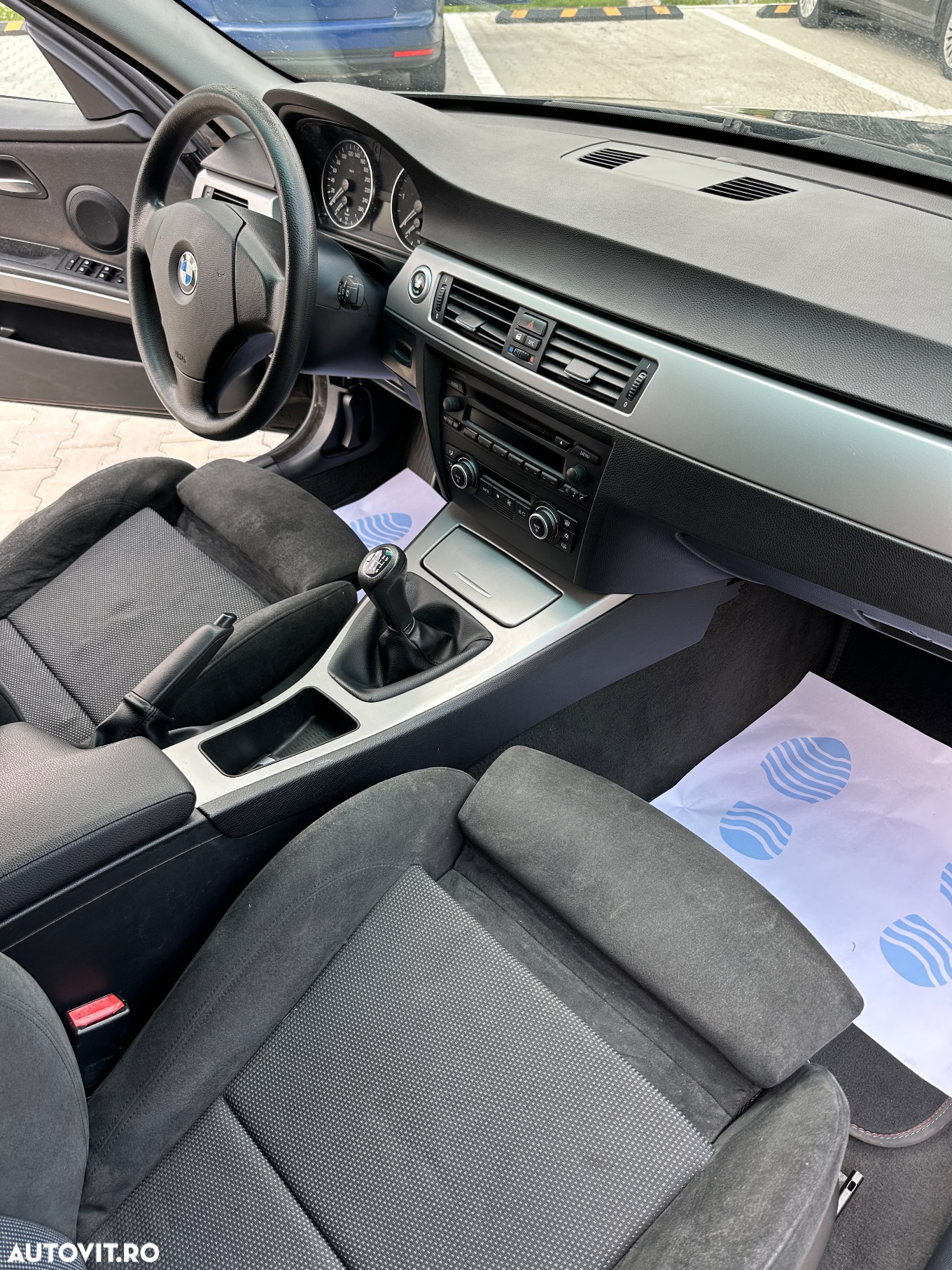 BMW Seria 3 318d - 6