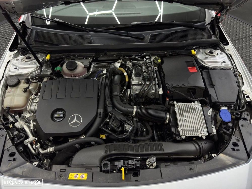 Mercedes-Benz CLA 250 e Shooting Brake AMG Line - 27
