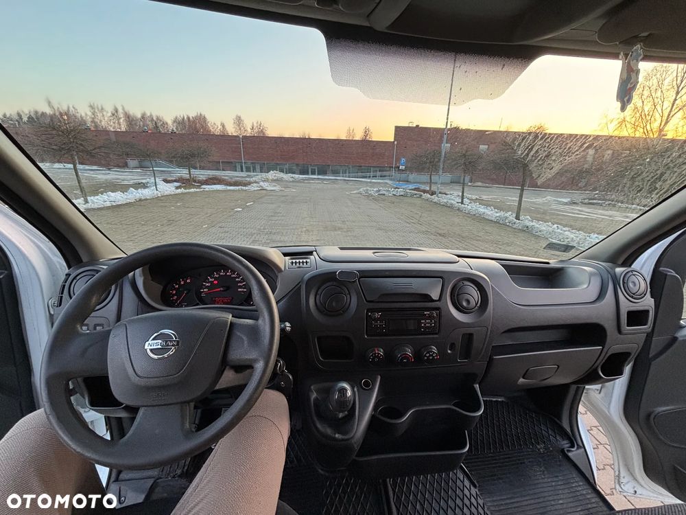 Nissan NV 400 - 16