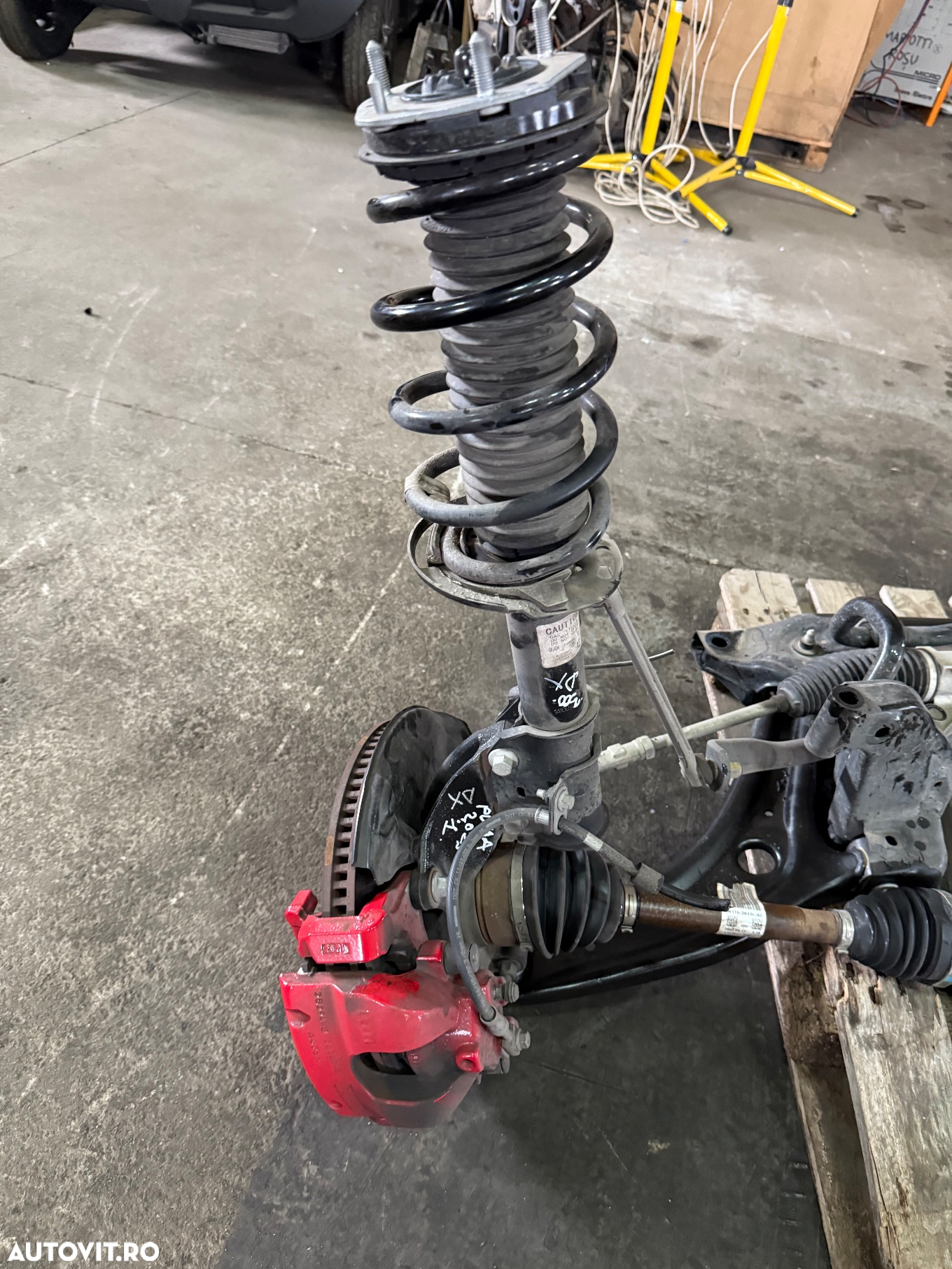 Fuzeta cu rulment fata FORD PUMA an 2019-2025 . Demontate de pe masina cu 16.000 km - 3