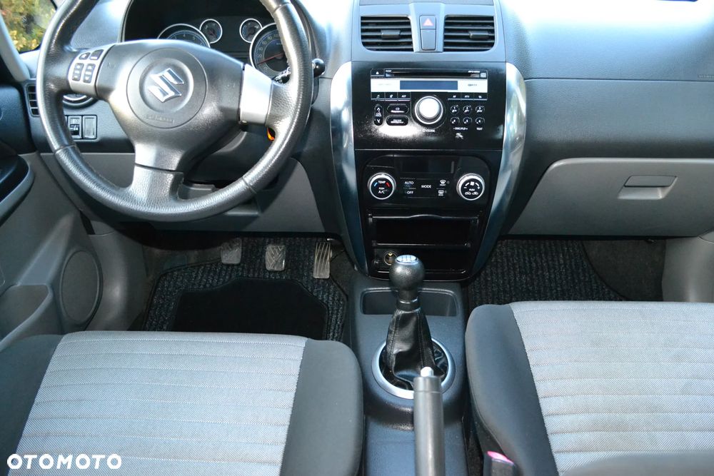 Suzuki SX4 1.6 Premium 4WD - 19