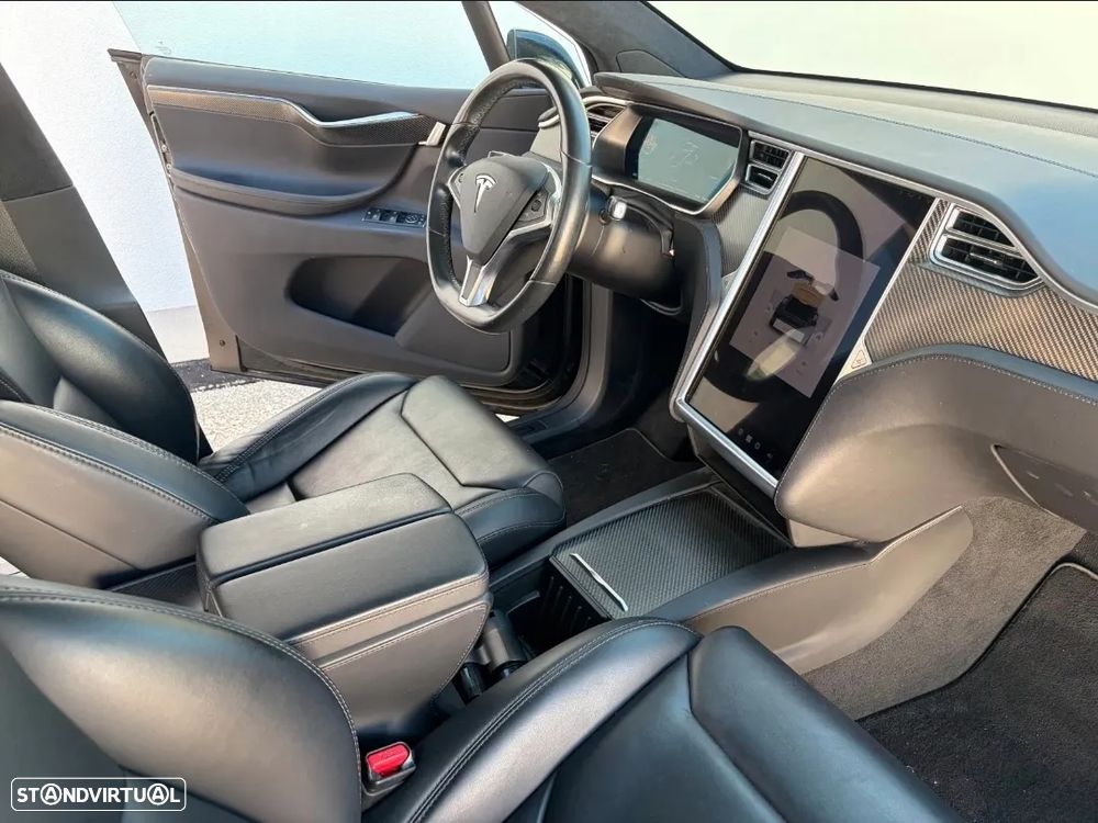 Tesla Model X P100D - 6