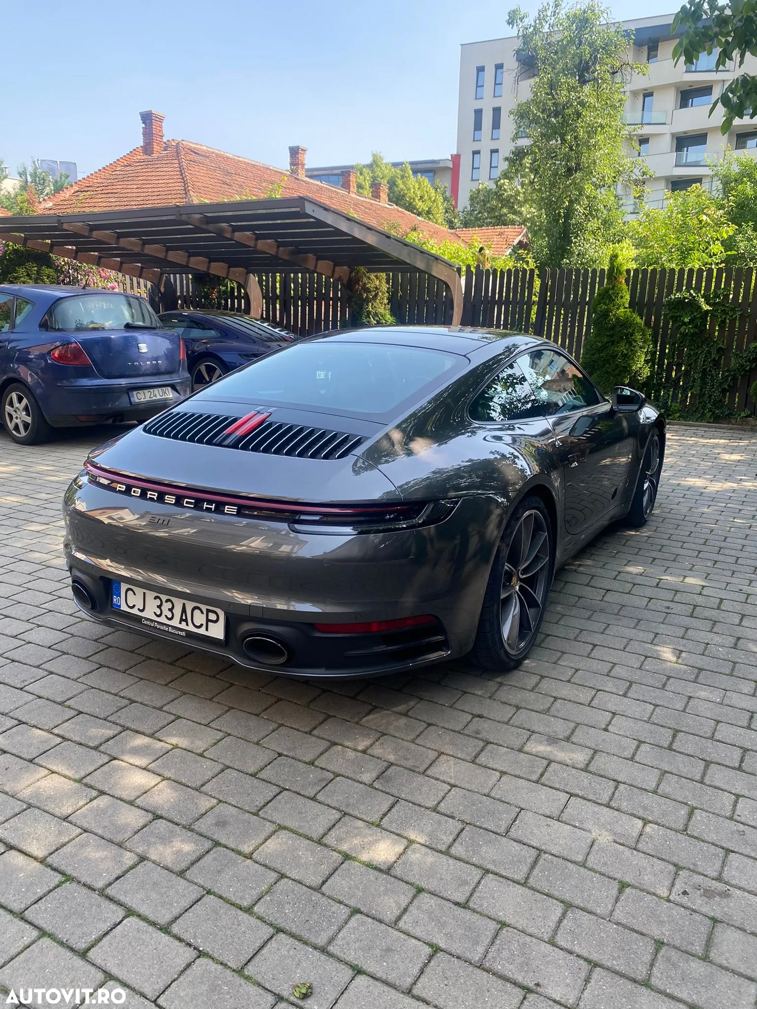 Porsche 911 Carrera 4 PDK - 4