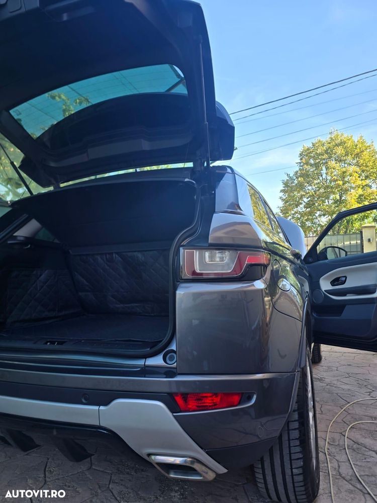 Land Rover Range Rover Evoque - 16