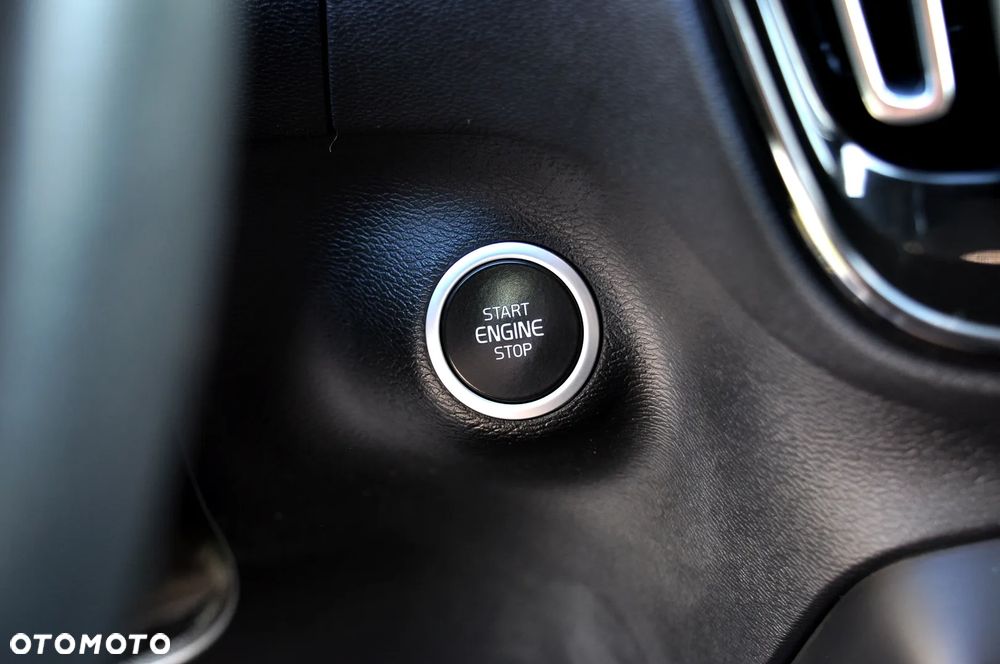 Volvo XC 40 D3 SCR AWD Inscription - 32