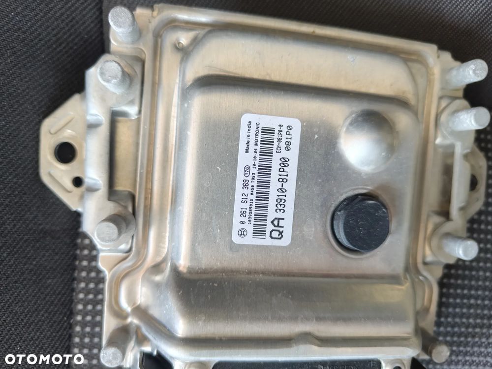 Suzuki Swift Mk8 1.2 hybryd 4x4 zestaw startowy - 3