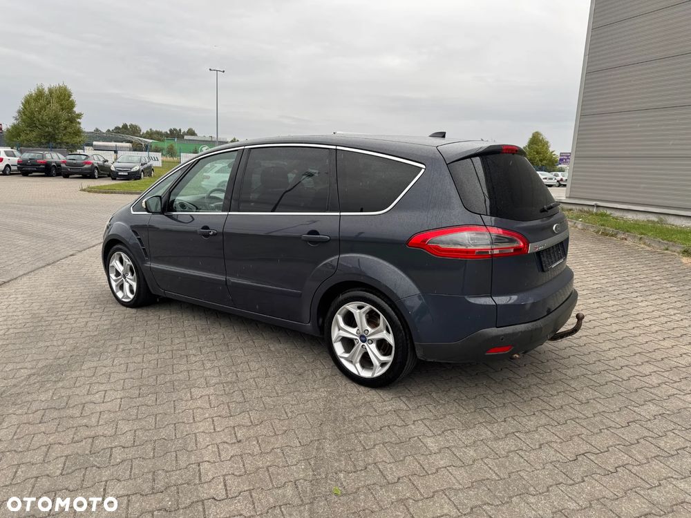 Ford S-Max - 15