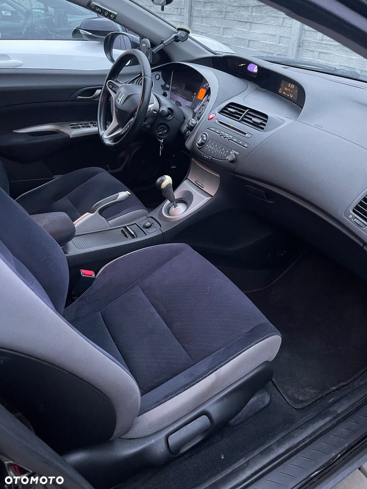 Honda Civic 2.2i-CTDi DPF Executive - 8