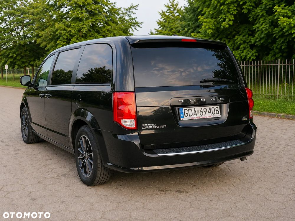 Dodge Grand Caravan 3.6 R/T - 2