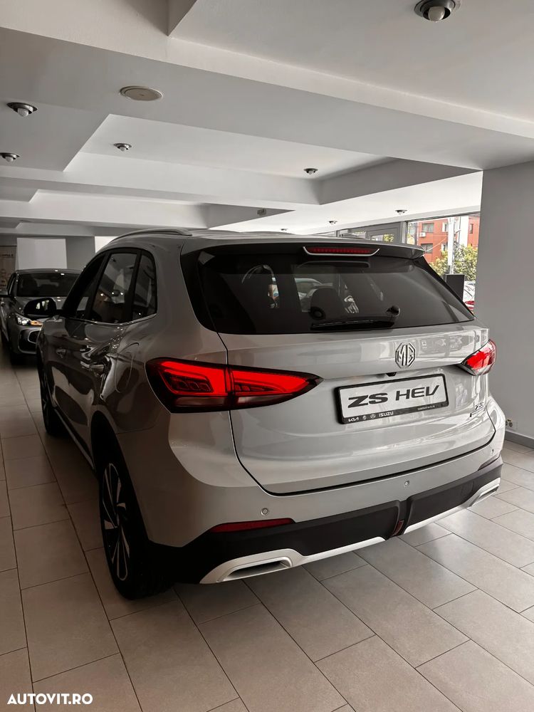 MG ZS HEV - 6