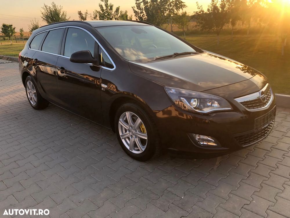 Opel Astra 1.7 CDTI DPF ecoFLEX Start/Stop 150 Jahre - 14