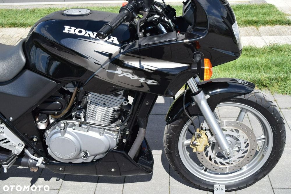 Honda CB - 8