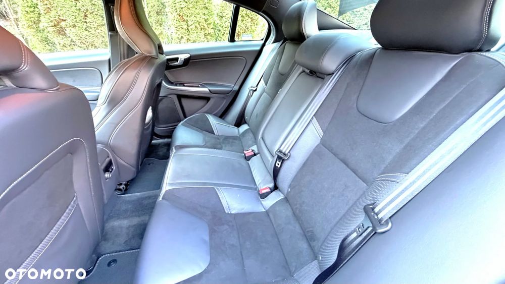 Volvo S60 T5 Drive-E R-Design Summum - 12