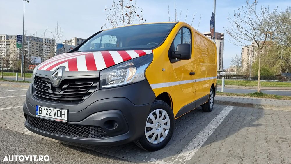 Renault Trafic - 2