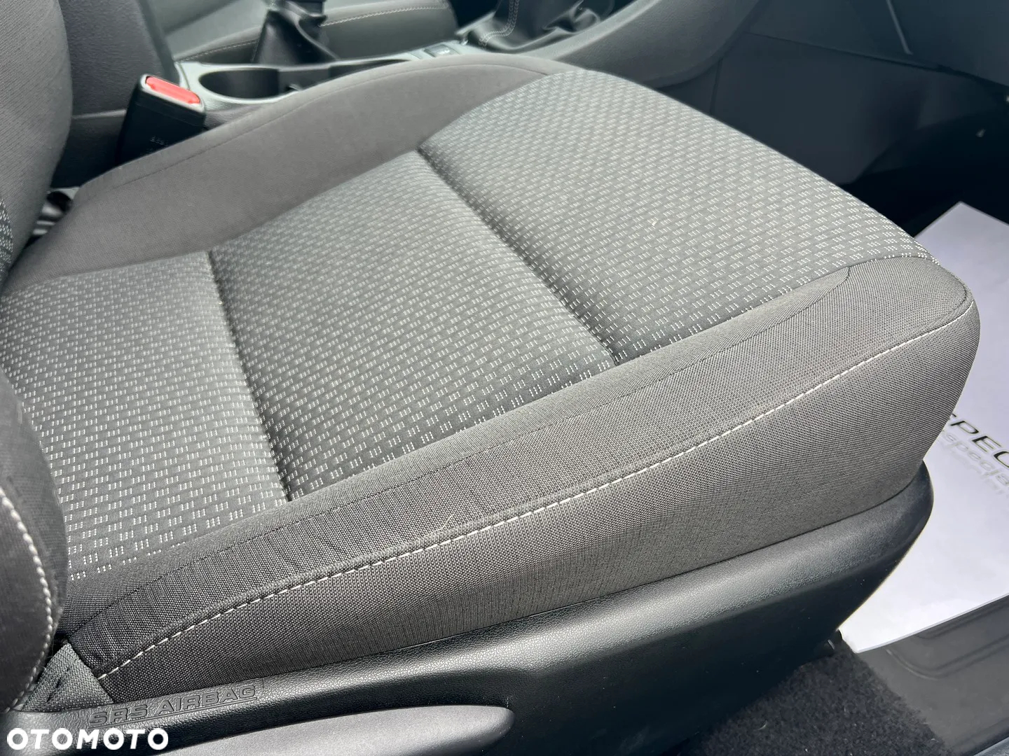 Toyota Corolla 1.6 Classic Plus - 25