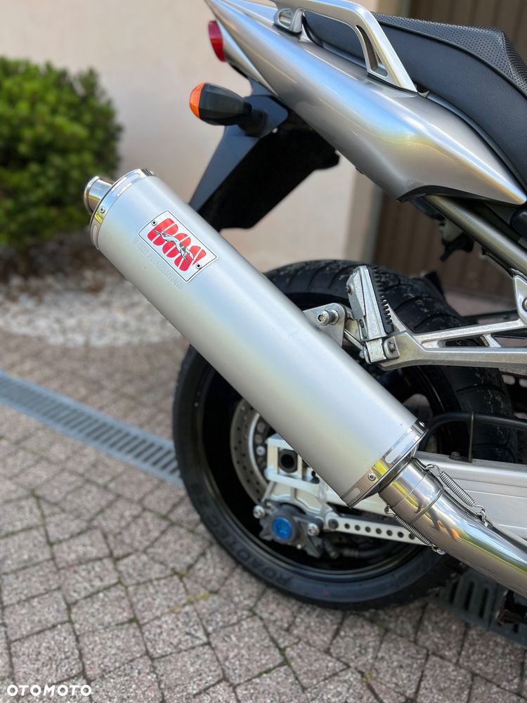 Yamaha FZS - 18
