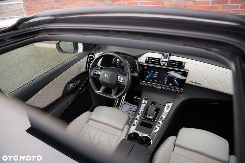 DS Automobiles DS 7 Crossback - 27