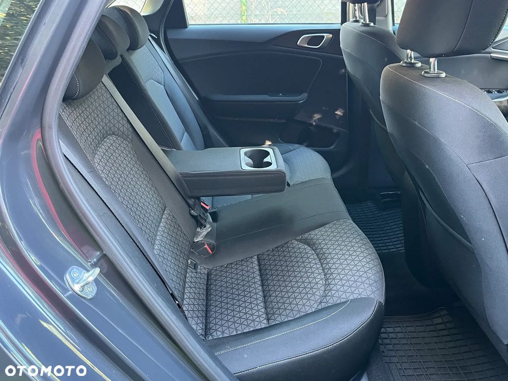 Kia Ceed 1.5 T-GDI L - 11