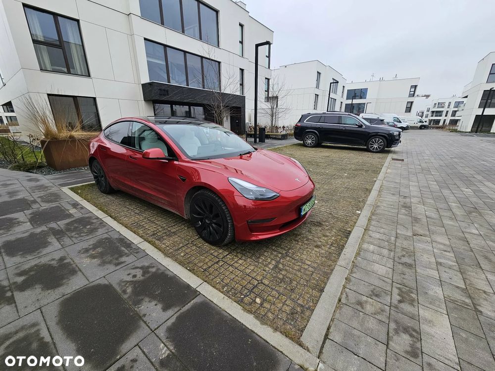 Tesla Model 3 - 13