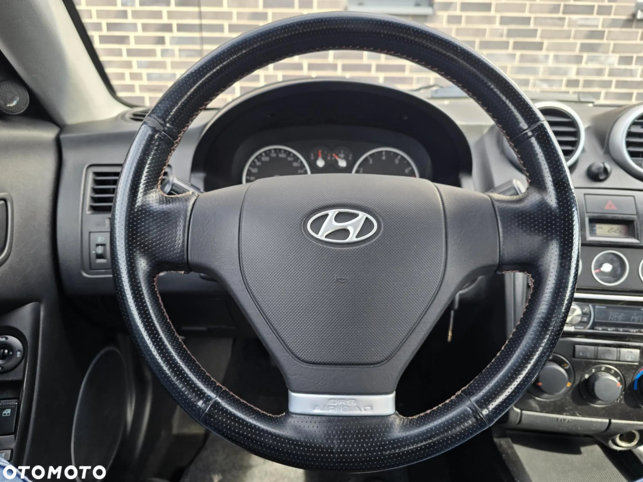 Hyundai Coupe 2.0 Middle - 27