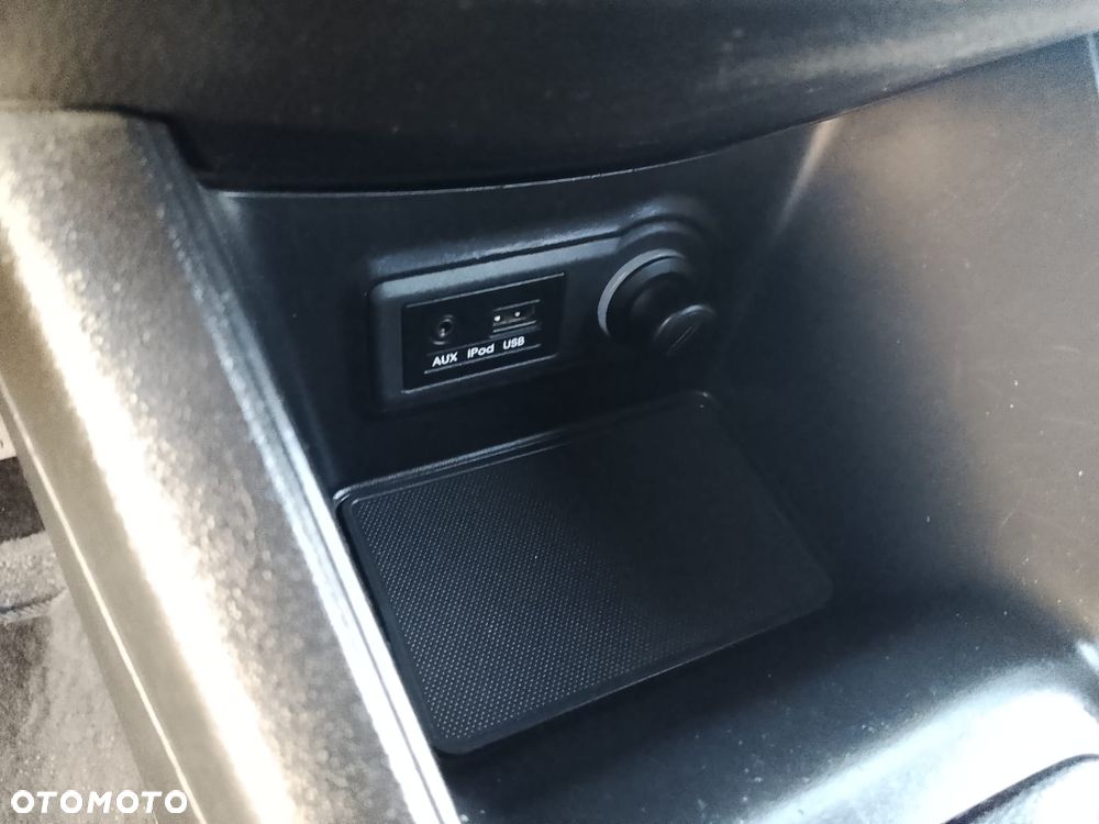 Hyundai ix20 1.4 Premium - 16