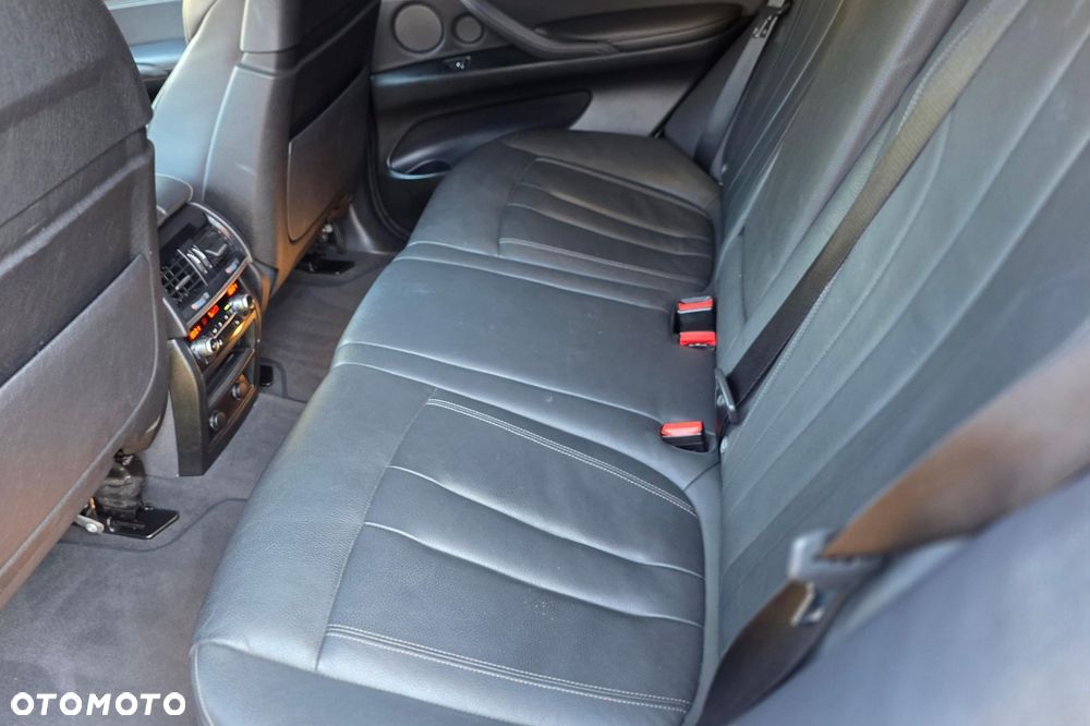 BMW X5 xDrive35i M Sport Edition - 17