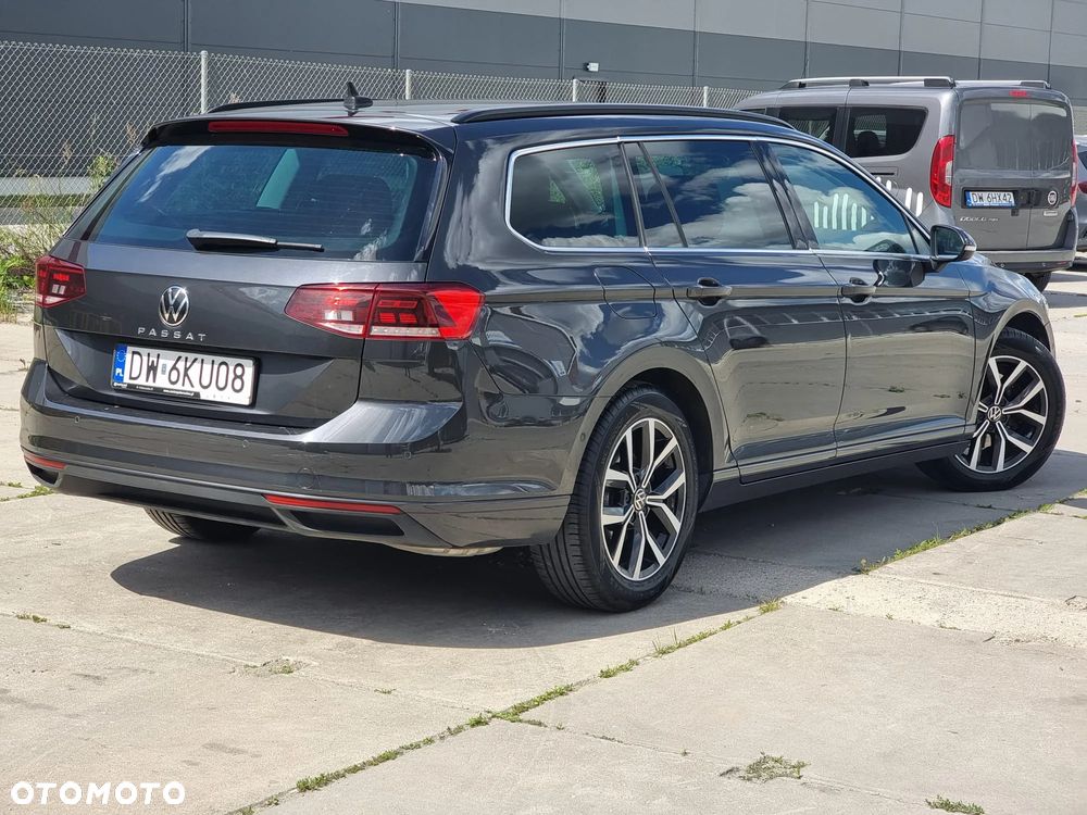 Volkswagen Passat 2.0 TSI Business DSG - 5