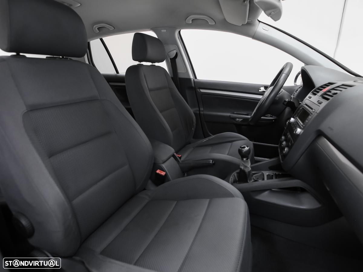 VW Golf - 11