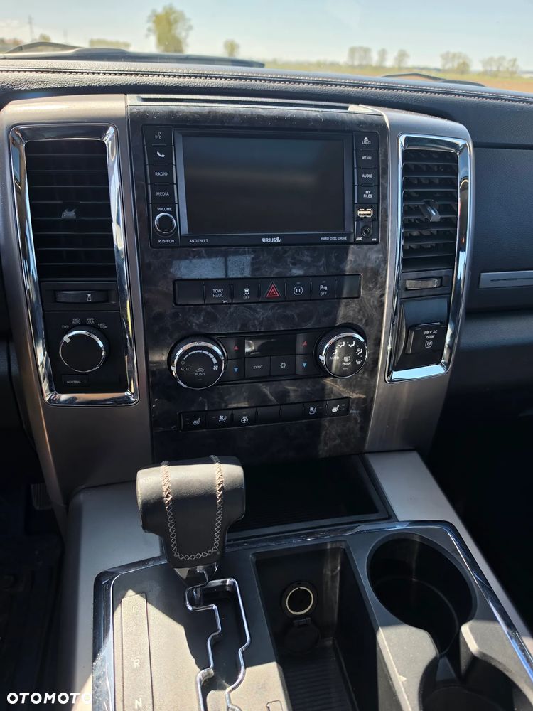 Dodge RAM - 22