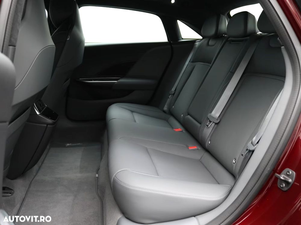 Lucid Air AWD Pure - 7