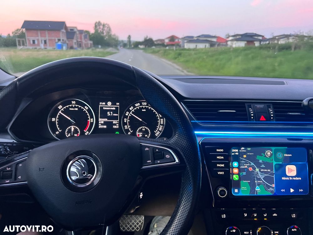 Skoda Superb 2.0 TDI DSG Style - 25