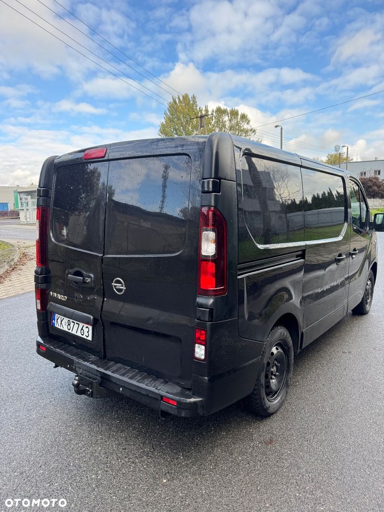 Opel Vivaro - 8