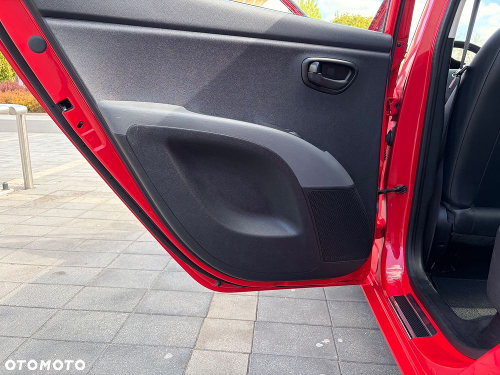 Hyundai i10 1.1 Edition Plus - 23