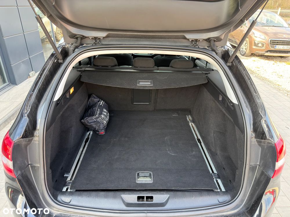 Peugeot 308 HDi FAP 92 Access - 23